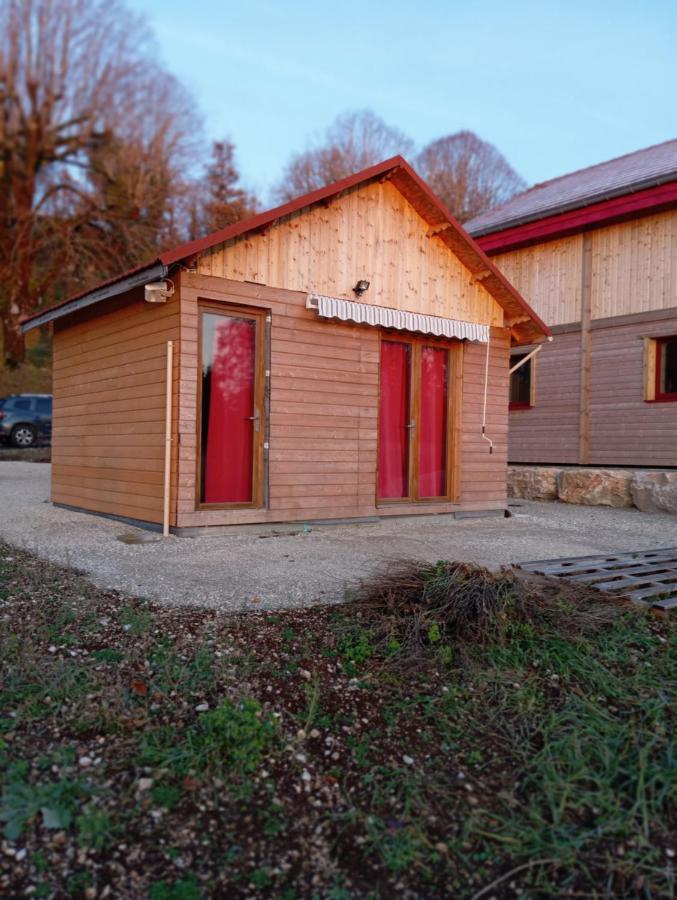 La P'Tite Maison Bois Du Herisson Menetrux-en-Joux Buitenkant foto