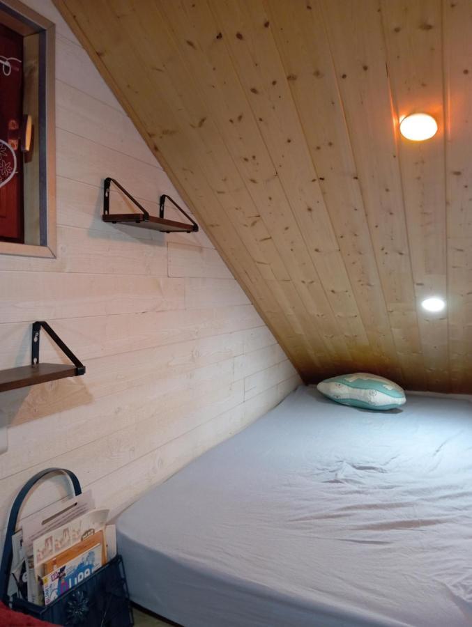La P'Tite Maison Bois Du Herisson Menetrux-en-Joux Buitenkant foto