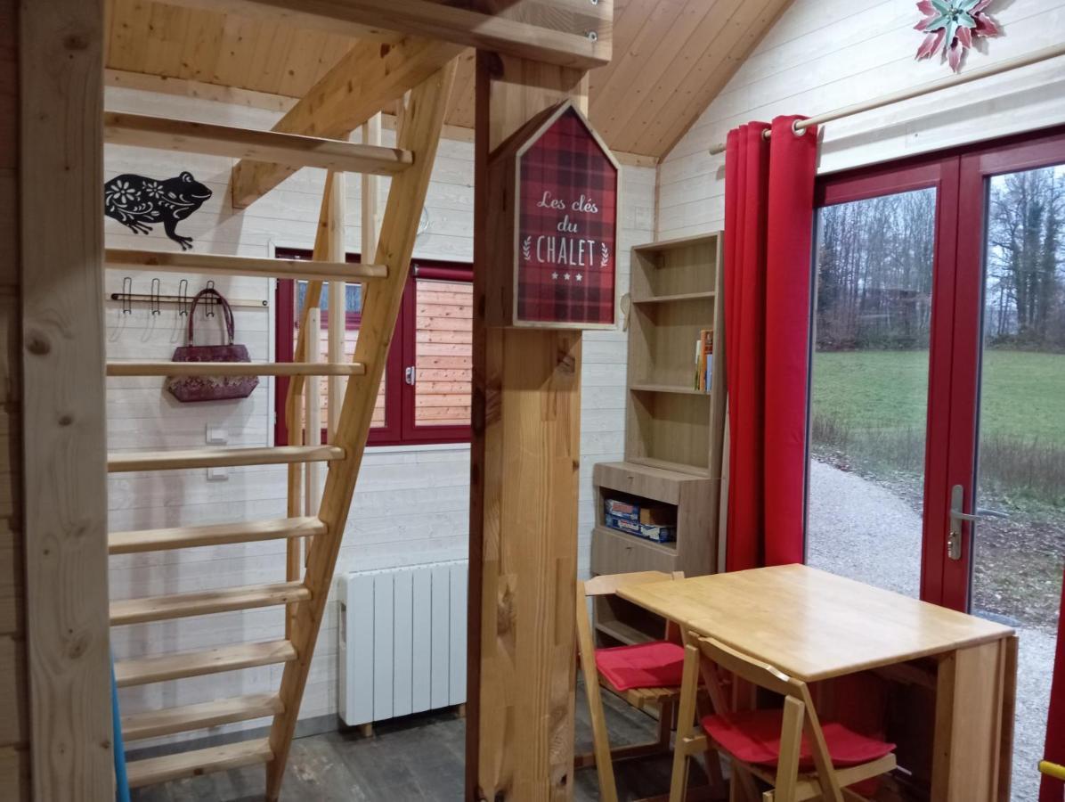 La P'Tite Maison Bois Du Herisson Menetrux-en-Joux Buitenkant foto