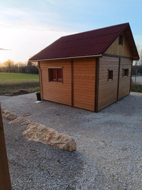 La P'Tite Maison Bois Du Herisson Menetrux-en-Joux Buitenkant foto