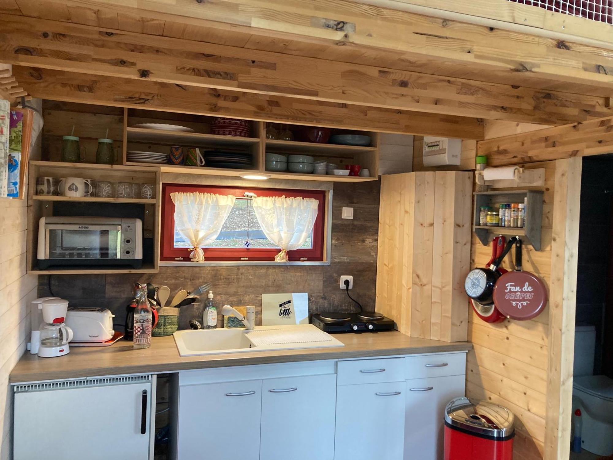 La P'Tite Maison Bois Du Herisson Menetrux-en-Joux Buitenkant foto