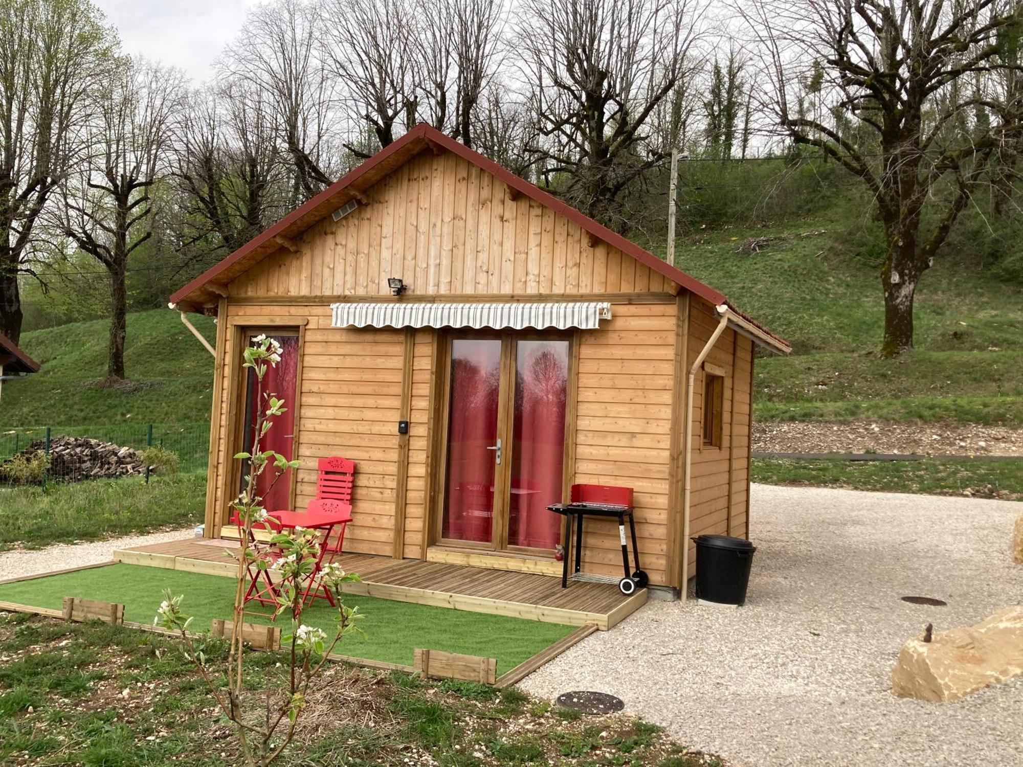 La P'Tite Maison Bois Du Herisson Menetrux-en-Joux Buitenkant foto